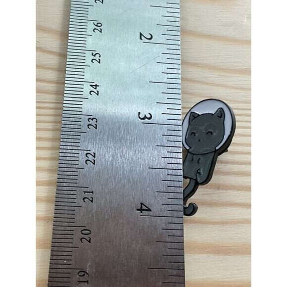 Astronaut Cat Enamel Pin Black Cat In Space Helmet Brooch Secure Backing - Picture 2 of 3